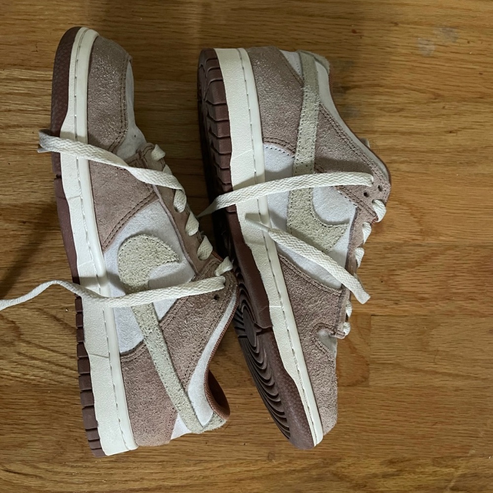 Nike dunk low medium curry